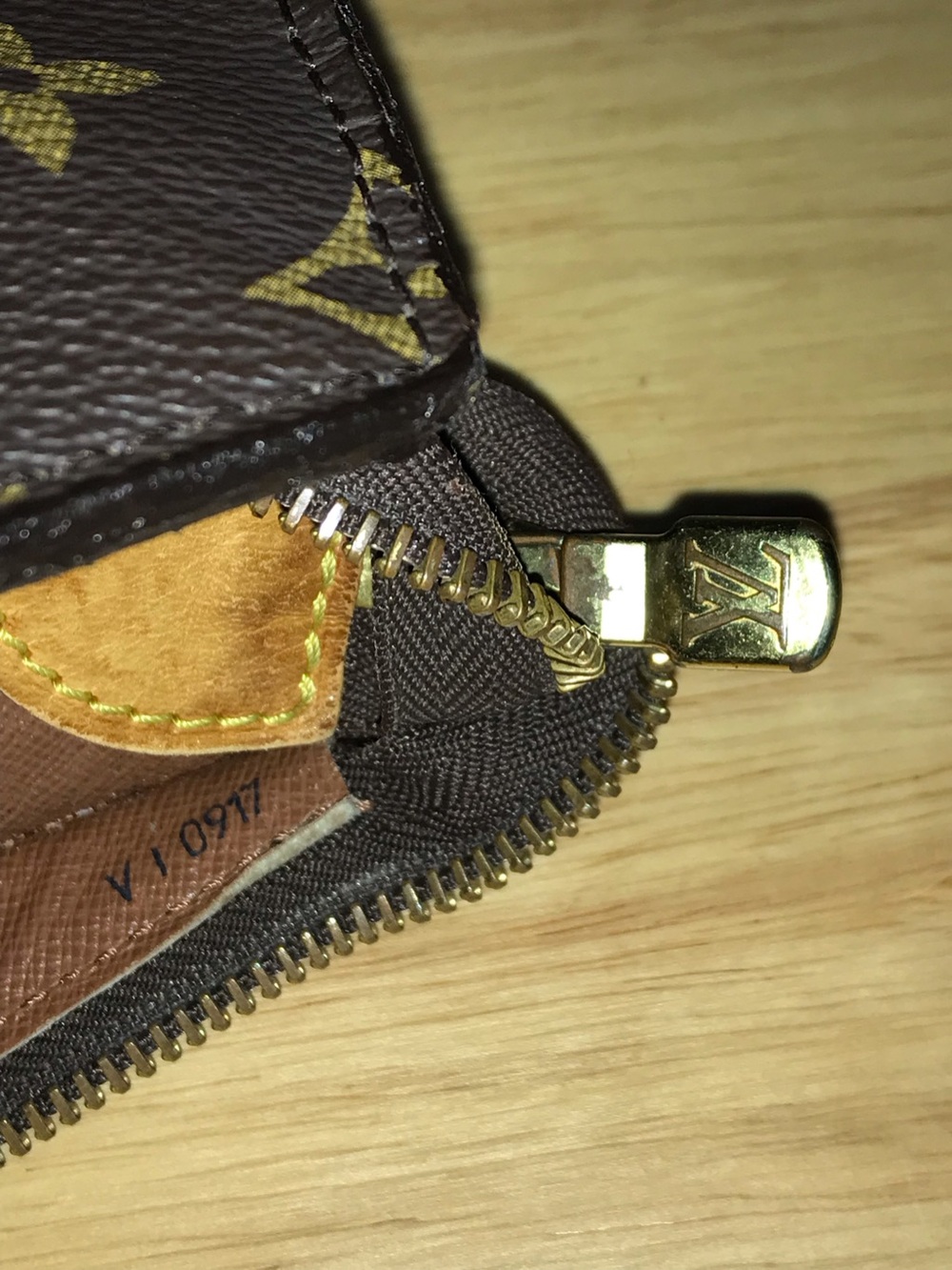 ✅LV BUNDLE DEAL LARGE BAG+LONG WALLET AUTHENTIC - Picture 5 of 14